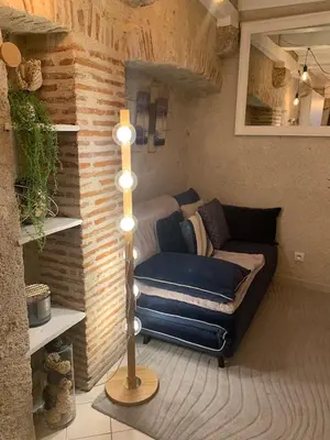 Coin salon dans l'établissement Esprit Hygge à Blois : un intérieur bien-être