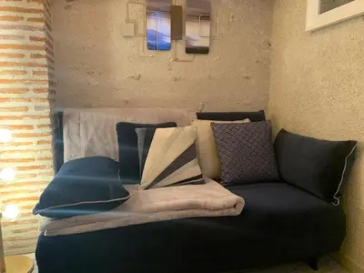 Coin salon dans l'établissement Esprit Hygge à Blois : un intérieur bien-être