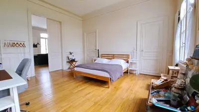 Un ou plusieurs lits dans un hébergement de l'établissement Appartement tout confort, jardin, dans un Manoir au Sud de Tours