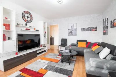 Coin salon dans l'établissement T2 proche gare, à deux pas de la Place Velpeau