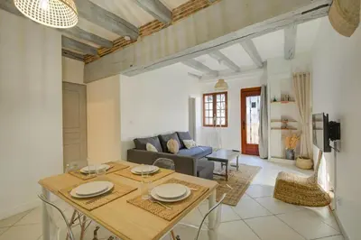 Coin salon dans l'établissement Le Chambord Beautiful half-timbered house with terrace
