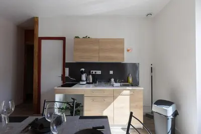 Cuisine ou kitchenette dans l'établissement L'appart K-ctus - Moderne et design, 4 pers