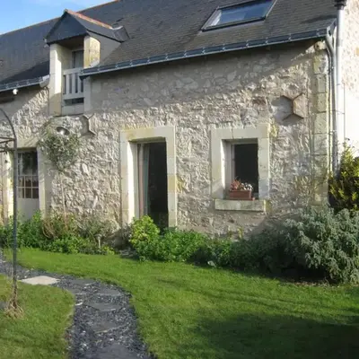 Jolie maison en pierre avec jardin privatif