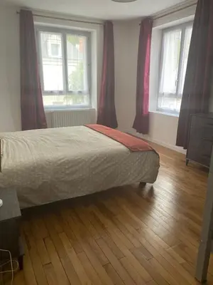 Un ou plusieurs lits dans un hébergement de l'établissement Logement 8 personnes à St Aignan centre
