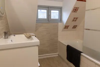 Salle de bains dans l'établissement Chez Gaspéli