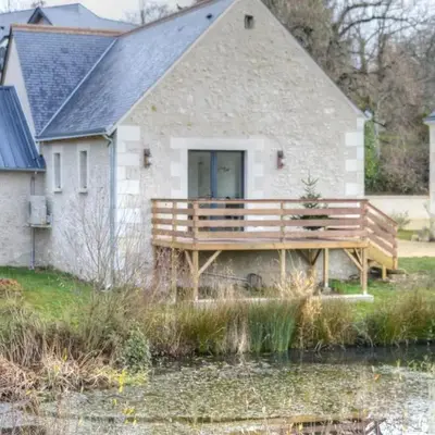 Gîte douillet à Luzillé avec terrasse