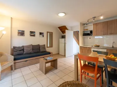Cuisine ou kitchenette dans l'établissement Holiday Home Cottage 4 Pers- by Interhome