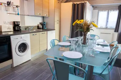Cuisine ou kitchenette dans l'établissement Chez Flo