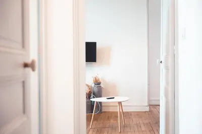 Télévision ou salle de divertissement dans l'établissement Le Ronsardien - Appartement calme et confortable