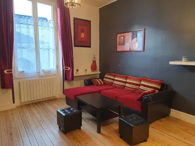 Coin salon dans l'établissement Bourgueil - Grand appartement proche CNPE Chinon
