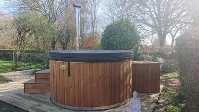Plan de l'établissement Cabane en bois avec bain nordique