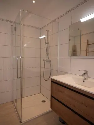 Salle de bains dans l'établissement Les Clématites de Saint-Aignan 8p, 7min du Zoo