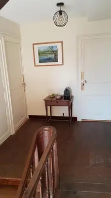 Coin salon dans l'établissement Couette et café Saumur