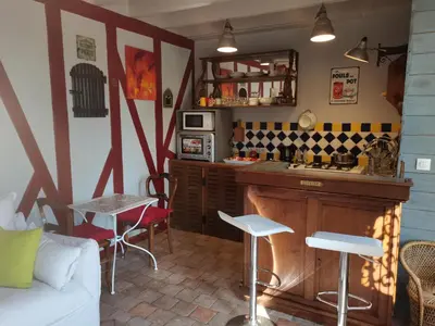 Salon ou bar de l'établissement Charmant gîte duplex du bon accueil