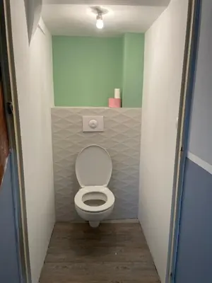 Salle de bains dans l'établissement logement entier proche centre ville et circuit