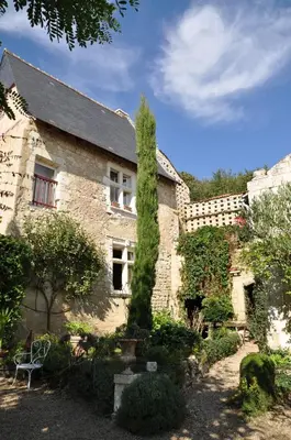 Jardin de l'établissement Le Carroy Brion