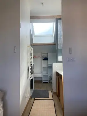 Cuisine ou kitchenette dans l'établissement Loft avec terrasse pour 4 pers à 3km du circuit avec garage au calme