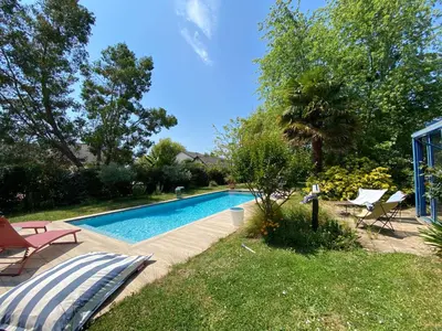 Piscine de l'établissement CASA SORRISO ou située à proximité