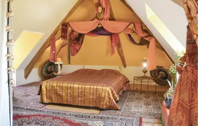 Un ou plusieurs lits dans un hébergement de l'établissement Cozy Home In Preuilly Sur Claise