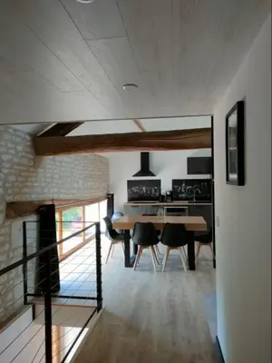 Télévision ou salle de divertissement dans l'établissement Gîte des Gâtines 3 étoiles