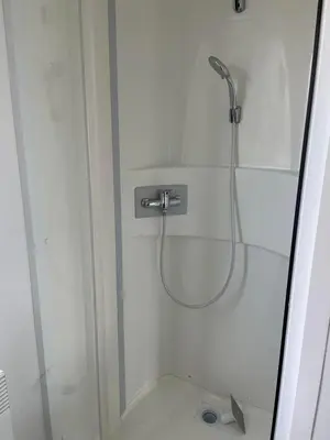 Salle de bains dans l'établissement Mobil Home tout confort 6 personnes avec wifi