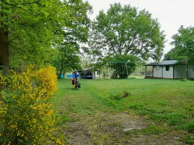 Plan de l'établissement Chalet nature et détente avec piscine, proche zoo de la Flèche et Le Mans, idéal cyclistes et familles - FR-1-410-367