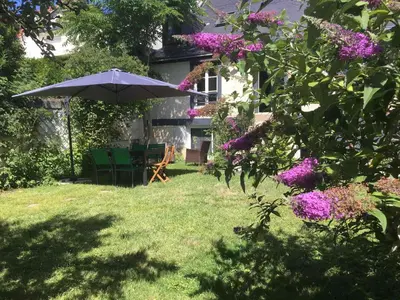 Jardin de l'établissement L'Escale - Maison avec Jardin - 4min du Zoo de Beauval