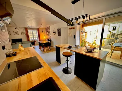 Cuisine ou kitchenette dans l'établissement Le Petit Cardinal