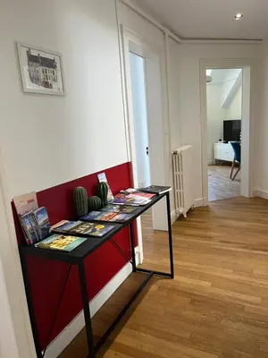 Coin salon dans l'établissement Le Wilson - Vue Imprenable sur la Loire et le château de Blois