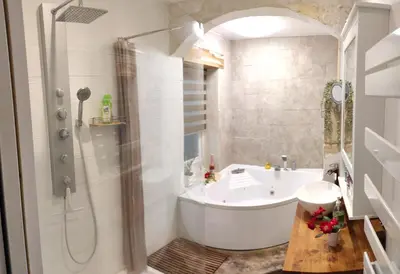 Salle de bains dans l'établissement Détente au bord du Loir - Gîte 1