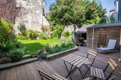 Jardin de l'établissement In the heart of silence - Nice house