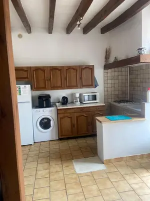 Cuisine ou kitchenette dans l'établissement Maison au carrefour des terroirs