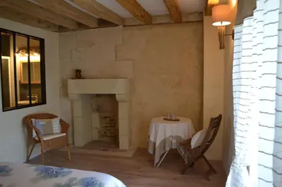 Plan de l'établissement Escale à Villeperdue chambre Hellulaug