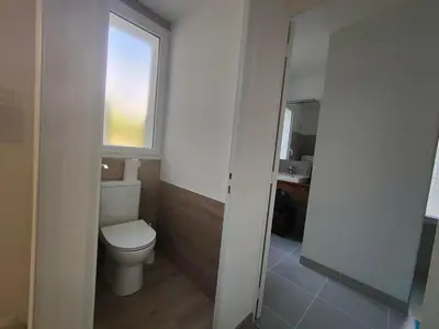 Salle de bains dans l'établissement Le Beauval enchanté proche zoo & châteaux de la Loire