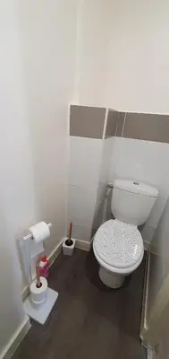 Salle de bains dans l'établissement Beau T2 en centre ville avec place de parking auto vélo
