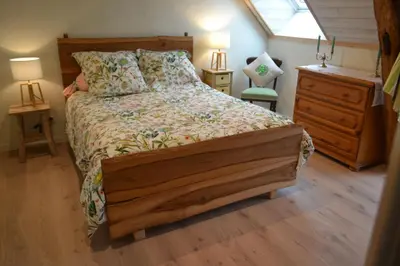 Un ou plusieurs lits dans un hébergement de l'établissement ESCALE A VILLEPERDUE chambre NERINGA