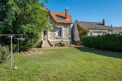Jardin de l'établissement Maison de la Gaîté - Proche gare - Jardin