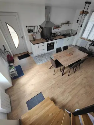 Cuisine ou kitchenette dans l'établissement L'OASIS - Maison rénovée à 10 min de Beauval