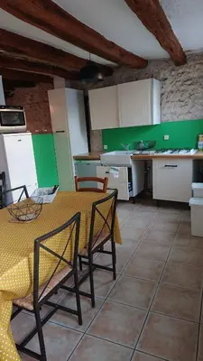 Cuisine ou kitchenette dans l'établissement Ma Maison Chambourgeoise