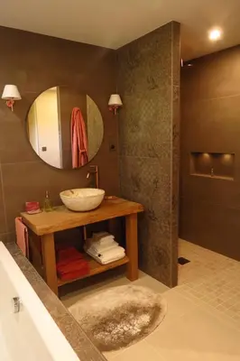 Salle de bains dans l'établissement Gîte écoconçu charmant proche zoo de la Flèche