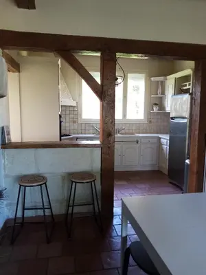 Cuisine ou kitchenette dans l'établissement Grand Gîte du Coudray