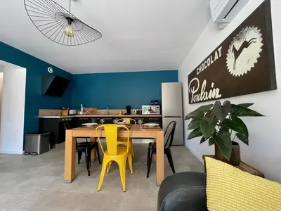 Télévision ou salle de divertissement dans l'établissement Gîtes du Moulin à Tan à Saché 37