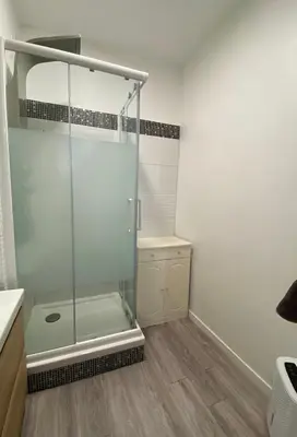 Salle de bains dans l'établissement Le Parmentier - 1 place de parking privée - 3km du zoo de Beauval