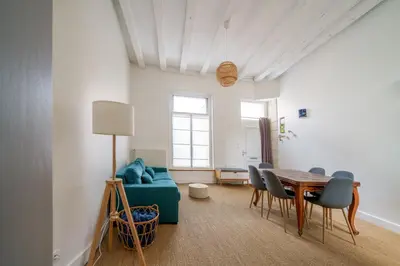 Coin salon dans l'établissement La Maison de Louise Chinon #chateaux #vignobles