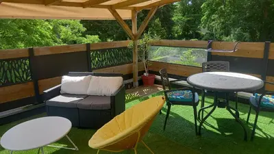 Jardin de l'établissement Gîte de la Poterie Fenêtre sur Loire
