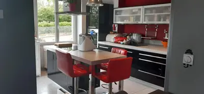 Cuisine ou kitchenette dans l'établissement La maison de Séphora à 2 km du Zoo de Beauval