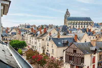 Vue générale sur Blois ou vue de la ville depuis l'appartement