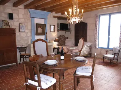 Coin salon dans l'établissement Holiday Home Les Landes du Chinonais by Interhome
