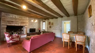 Coin salon dans l'établissement Domaine de la Boissière