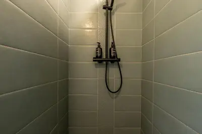 Salle de bains dans l'établissement Le Nid de Saint Honoré - sur les toits de Blois